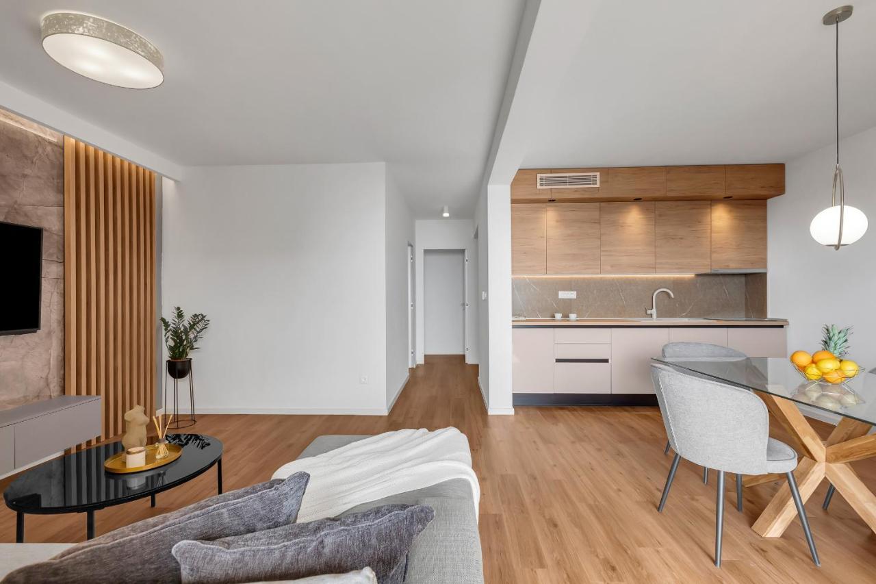5-6 Luxury Apartments L&L Tucepi - 100M From The Beach - Makarska Exklusiv Екстериор снимка